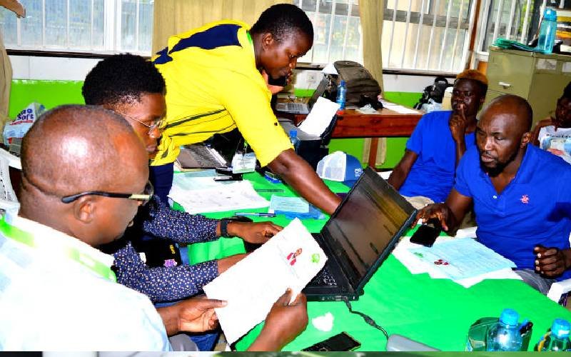 Technical Hitch Causes Delays As IEBC Begins To Clear Aspirants