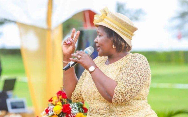 Wamuratha Apologises For Throwing Cake To Ruiru Crowd